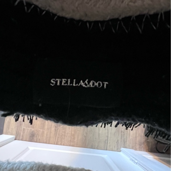 Stella & Dot Striped Tassel Structured Tote Bag - Picture 7 of 8